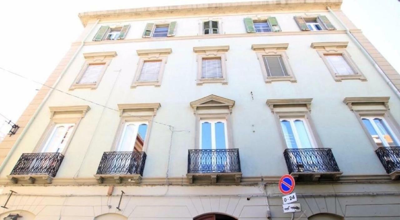 Enry White House Apartment Cagliari
